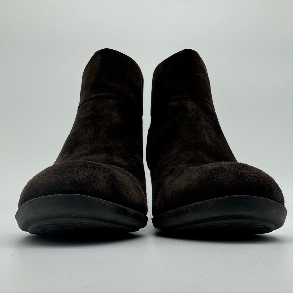 Clarks Genuine Leather Brown Suede Heeled Ankle Boots Size 8.5 - Picture 2 of 13